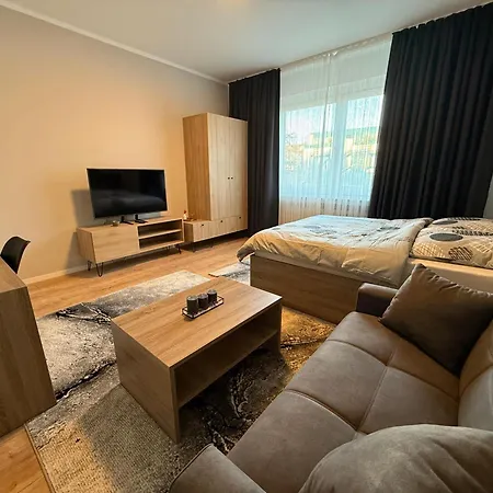 1 In A Location-jasmine Apartamento Colonia